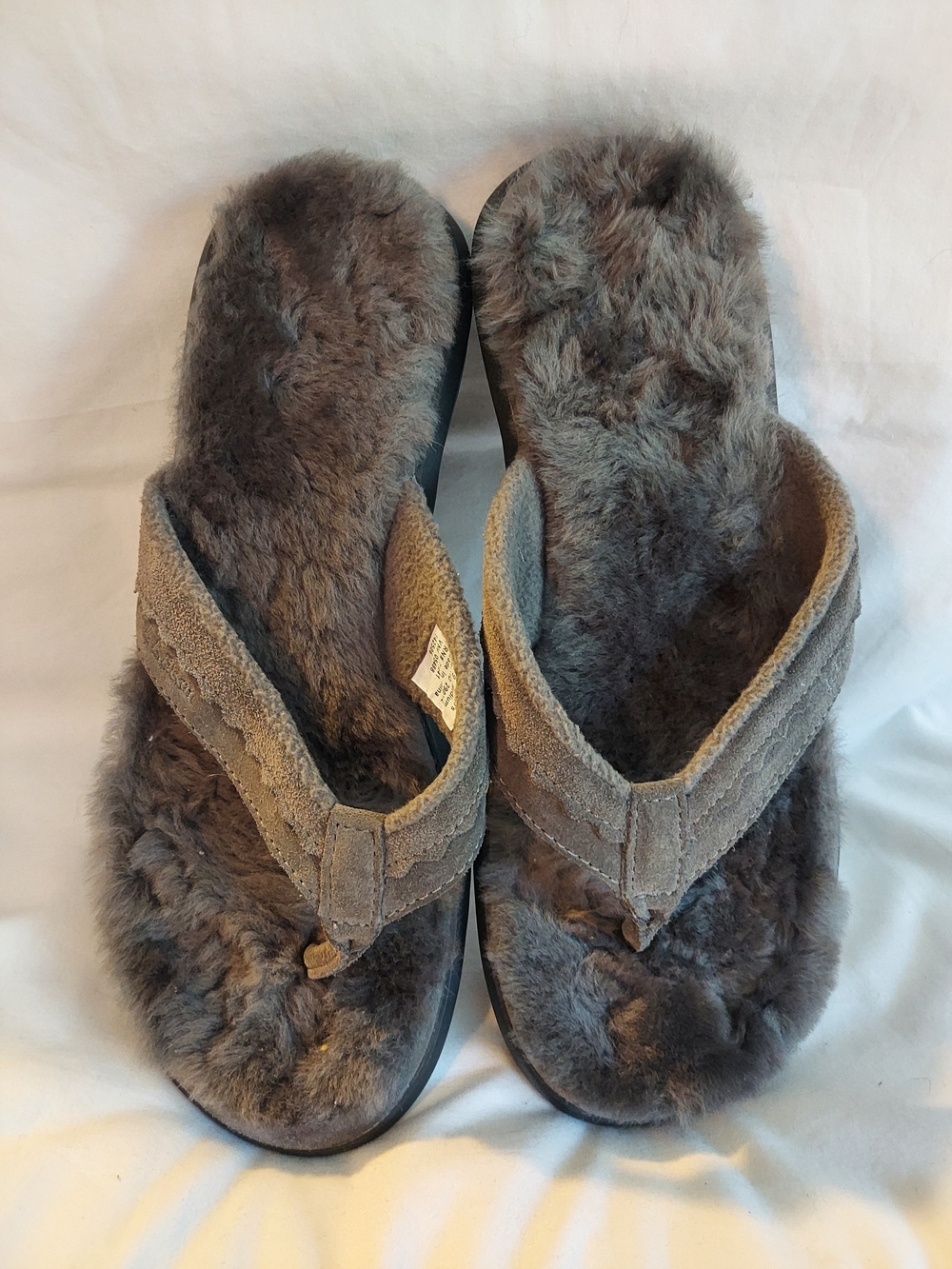 L.L. Bean Wicked Good Sheepskin Lined Flip Flop Slippers Charcoal Gray Size 9